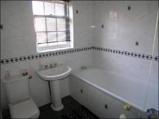 Bathroom/Wc