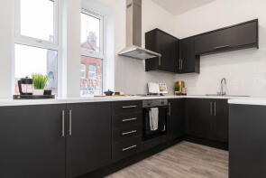 Flat 5, 3, Newton Road, Rushden NN10 0PS