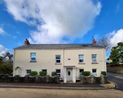 2, High Street, Camelford PL32 9PQ