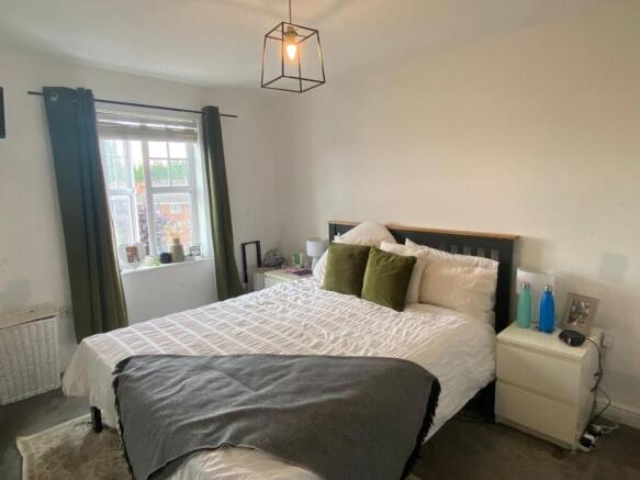 Bedroom 1 .jpg
