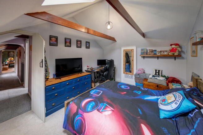 Photo 11