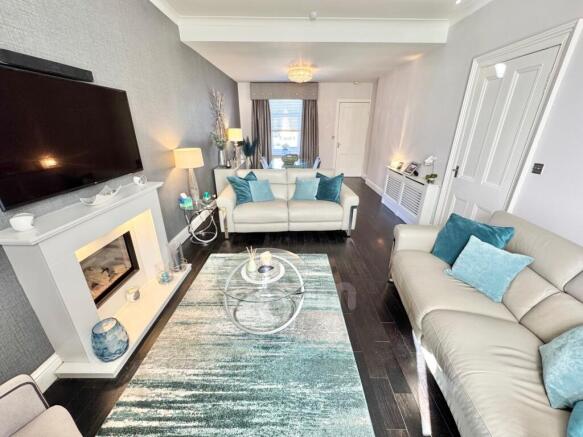 Muirend Street, Kilbirnie lounge