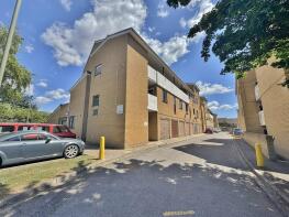 Flat 7, St Helens House, Frogmore, Fareham PO14 3DE