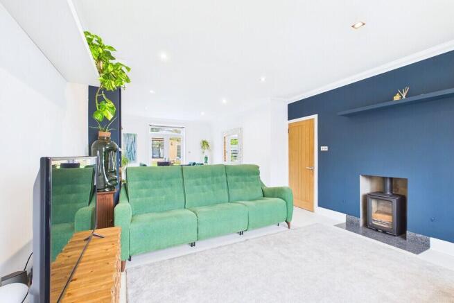 Whiteford Avenue, Dumbarton G82 3JT photo 4