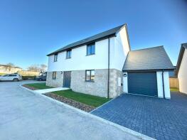 1, Gander Lane, Helston TR13 8NU