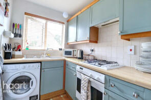 60, Rivets Close, Aylesbury HP21 8JP