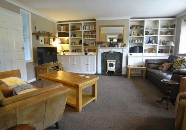Big sitting room