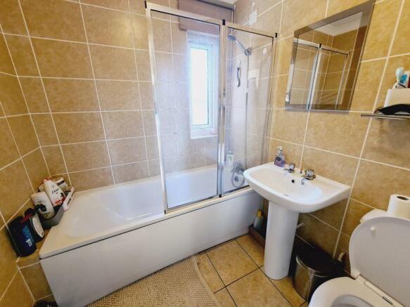 Photo 11