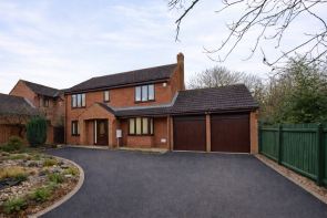 5, Northleigh, Furzton, Milton Keynes MK4 1ED
