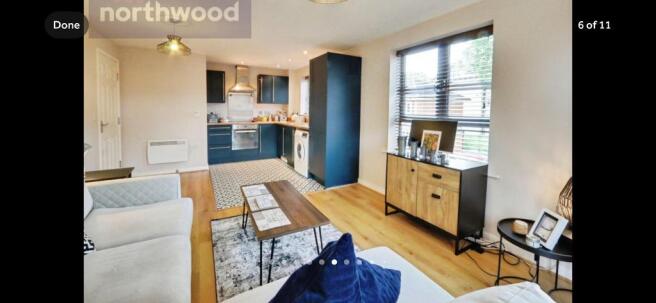 2 bed Flat to rent Image 4