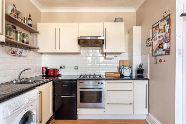 kitchen area (2).jpg