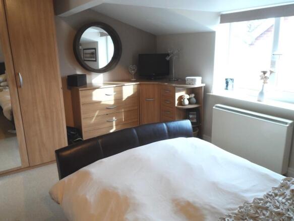 BEDROOM 1