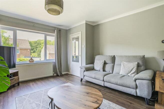 Living Room 1.jpg