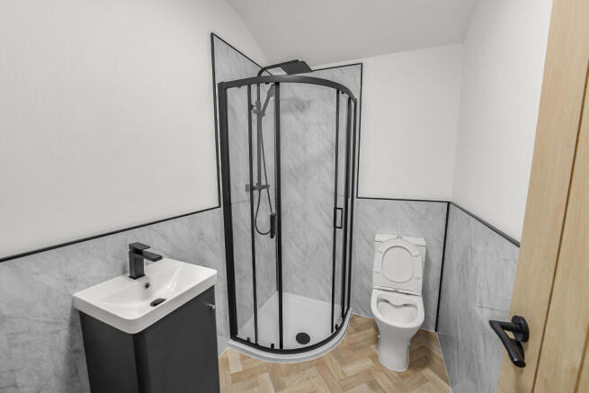 Shared Bathroom x3