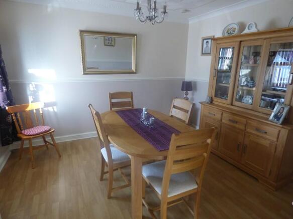 Dining Room/Bedroom 2