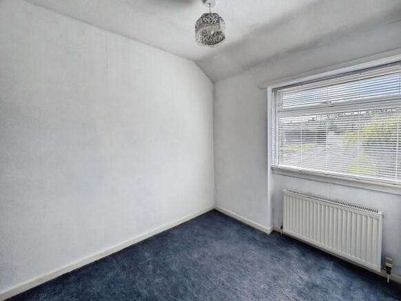 3 bed Semi-Detached for sale Image 8