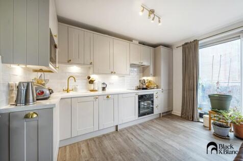 Addiscombe Grove, Croydon, CR0