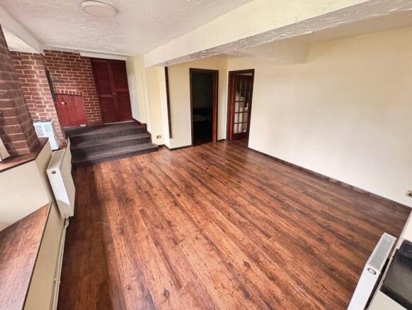 Living Room/Kitchen