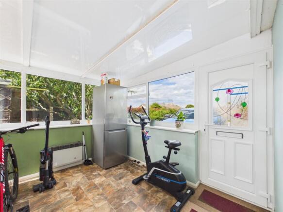 Entrance Porch/Conservatory