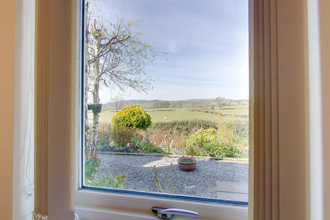 Picture window