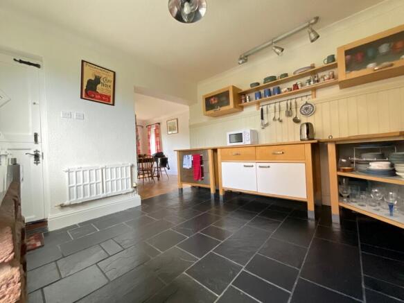 3 bed Detached for sale Image 10