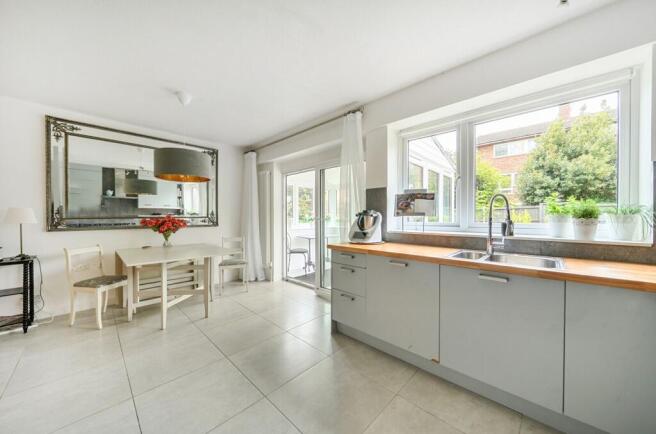 Kitchen/Dining Room