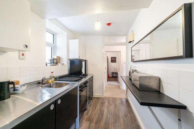 Garden Flat Kitchen
