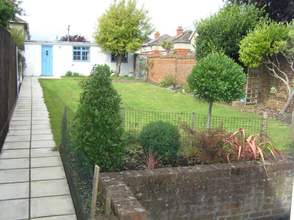 Photo 4