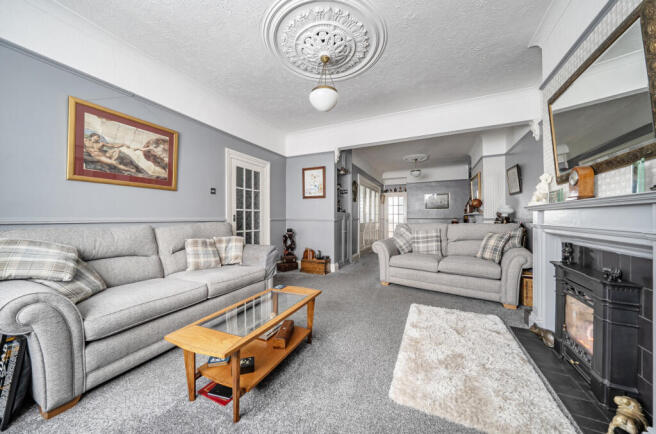 1403287-19-6970d8...