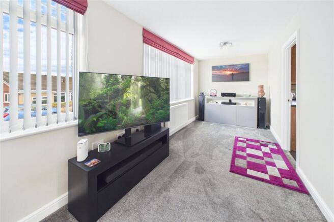 3 bed Bungalow for sale Image 7