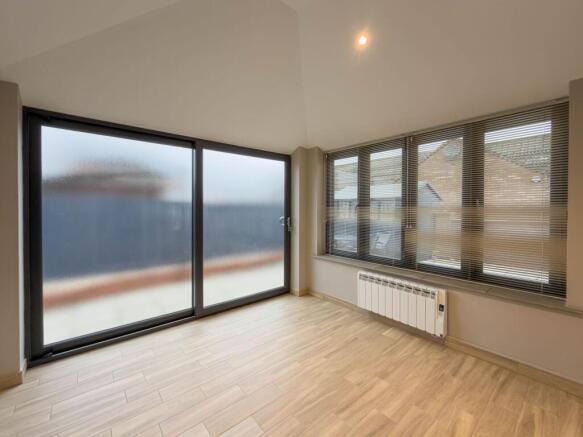 2 bed Detached Bungalow for sale Image 8