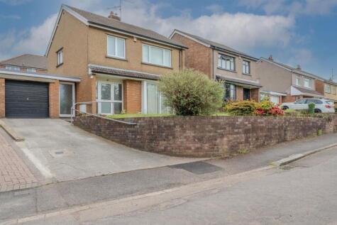 The Highway, New Inn, Pontypool