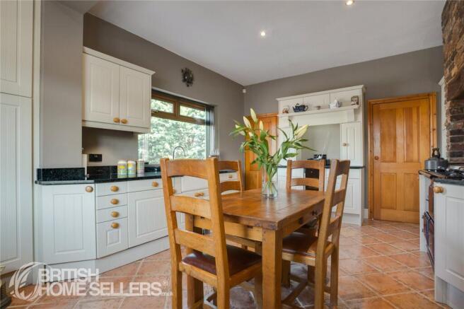 2 bed End of Terrace for sale Image 5