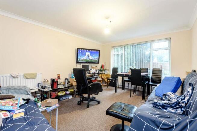 8453304-interior02-800.jpg