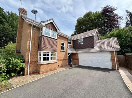 Dymewood Road, Three Legged Cross, Wimborne