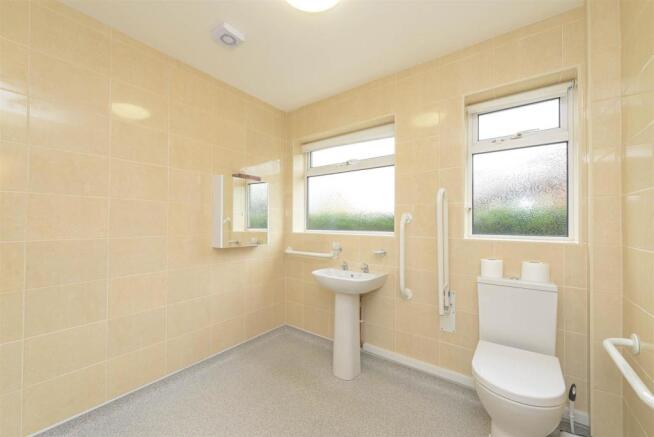 8OakBankClose_022.jpg