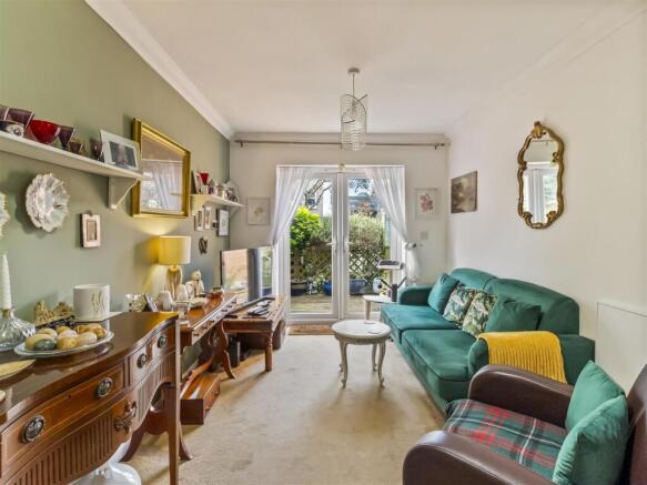 Flat 2, 59a Downview Road Worthing, West Sussex, B