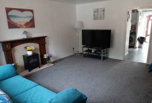 SITTING ROOM