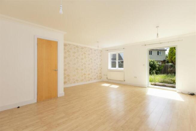 Living/dining room