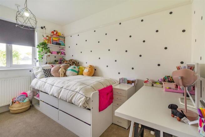 8504169-interior13.jpg
