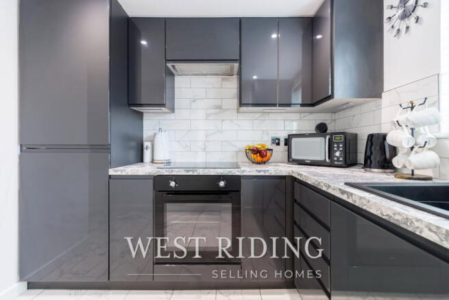 2 bed Ground Flat for sale Image 5