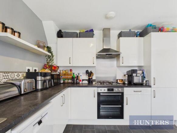 4 bed Detached for sale Image 6