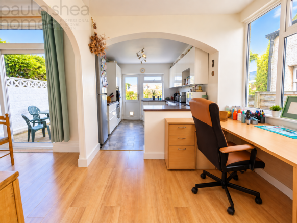 Dining/Study Space