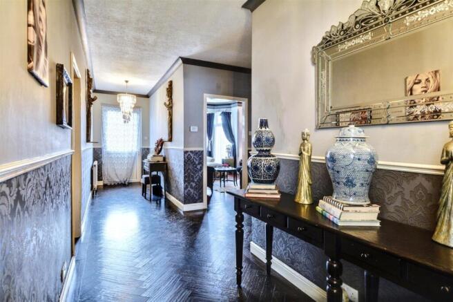 Entrance Hall_2.jpeg