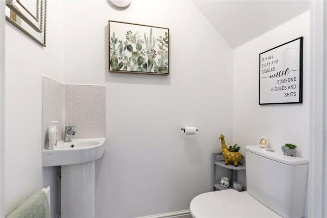 3 bed Semi-Detached for sale Image 12