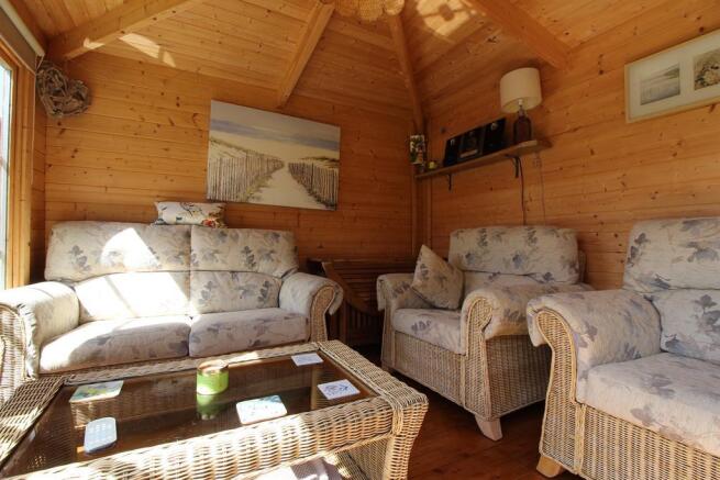 SUMMER HOUSE