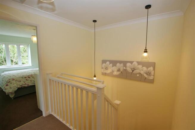 FIRST FLOOR LANDING