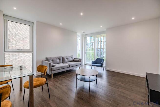 2 bed to rent in Hartingtons Court, Coster Avenue