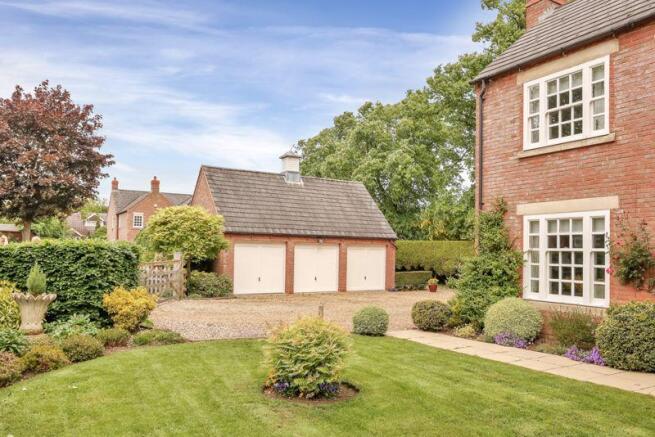 Front Garden a...