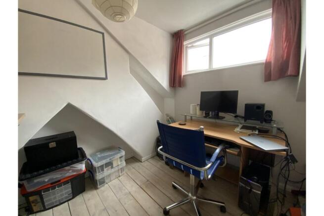 Photo 16